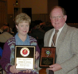 Pat Duncan accepting award